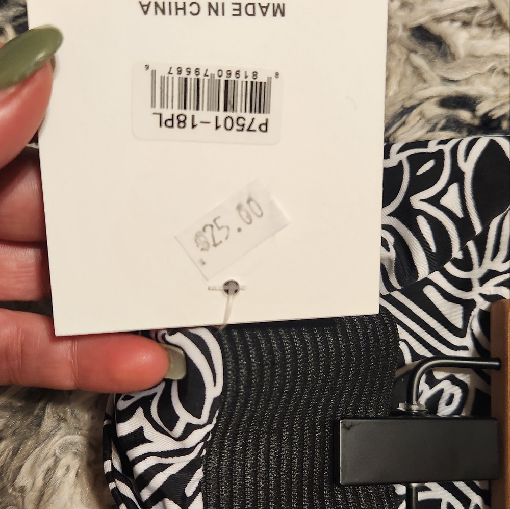 PANTS FOR WOMEN'S - Picture 2 of 3